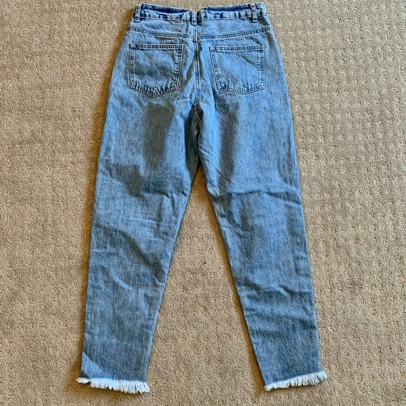 Missguided Riot Ripped Mom Jeans - Picture 4 of 12